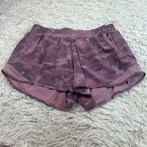 Lululemon Hotty Hot Short II *Long 4" Incognito Camo Pink Taupe Multi / Pink Tau